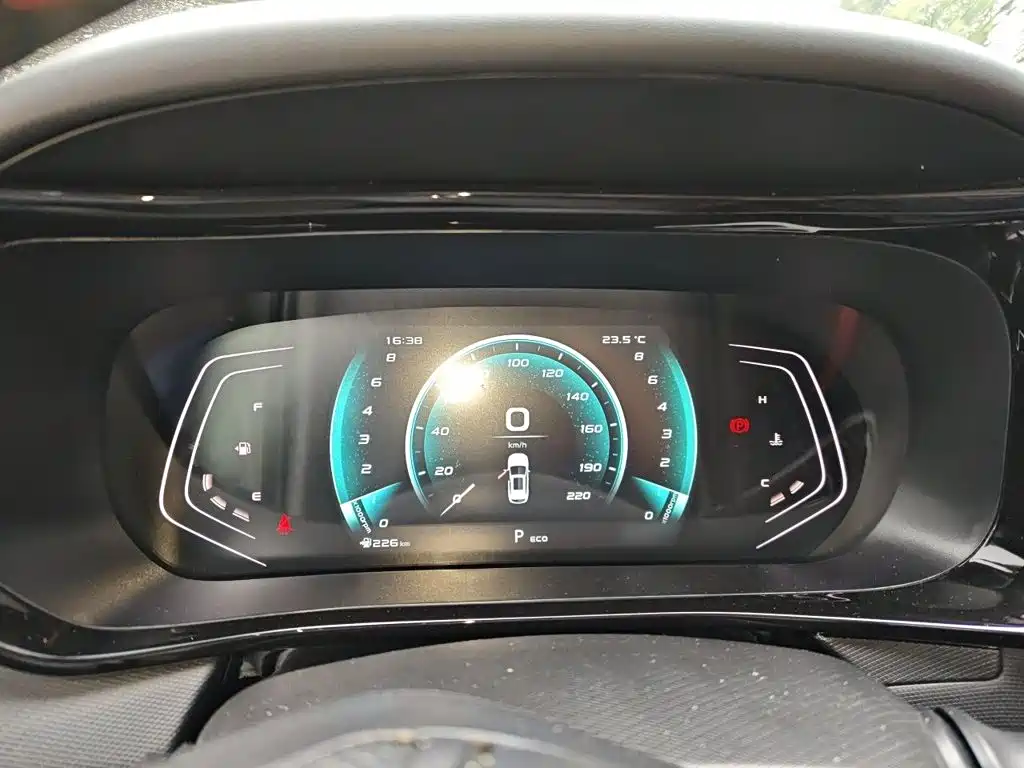 Changan Oshan X5 1.5 T DCT Flagship