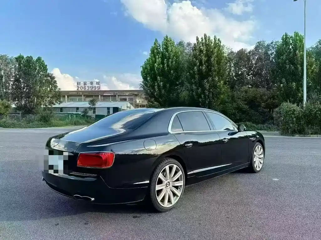 Flying Spur 4.0 T V8 Standard