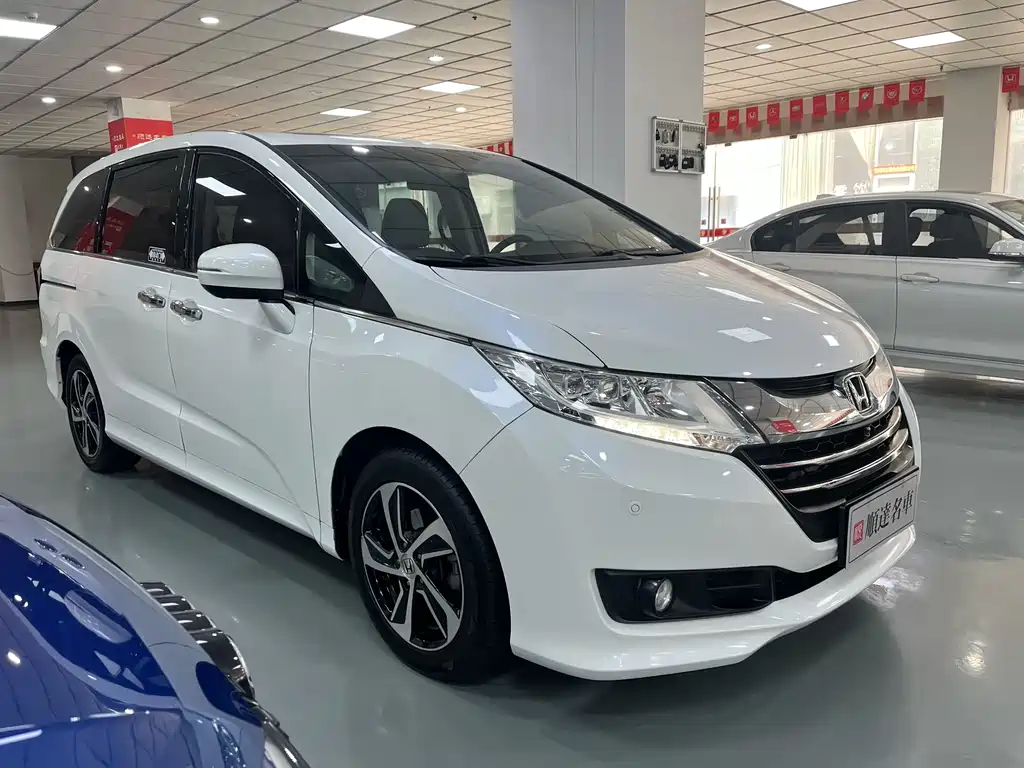 Odyssey 2.4 L Supreme
