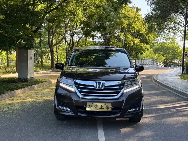 Honda Elysion 2.4 L Luxury