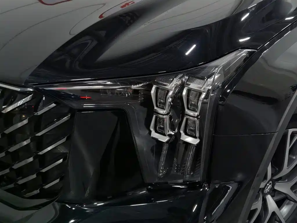 GAC Trumpchi GS8 Navigator Series 2.0 TGDI 2 WD Luxury Connected 7-seat