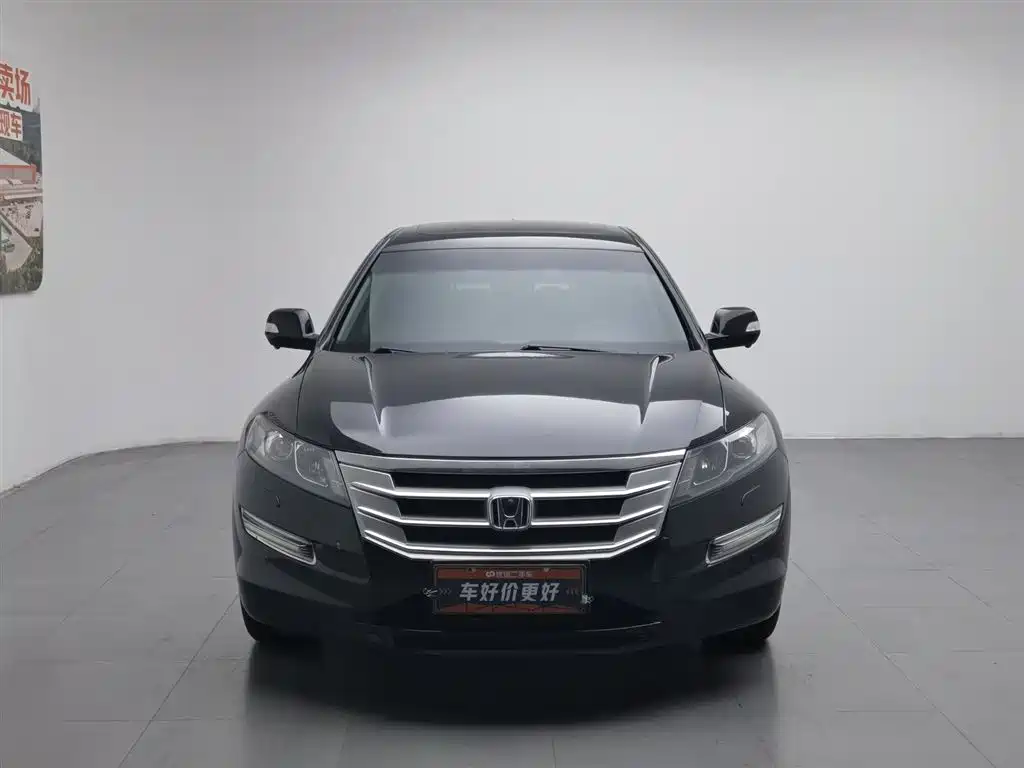 Crosstour 3.5 L Distinguished