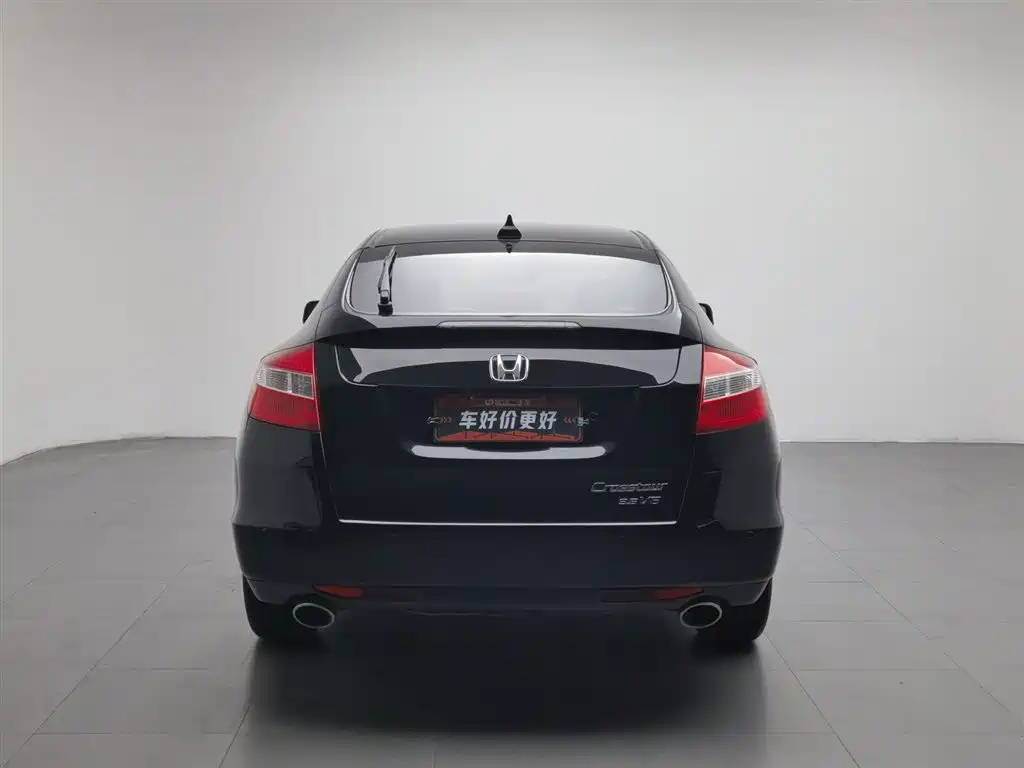 Crosstour 3.5 L Distinguished