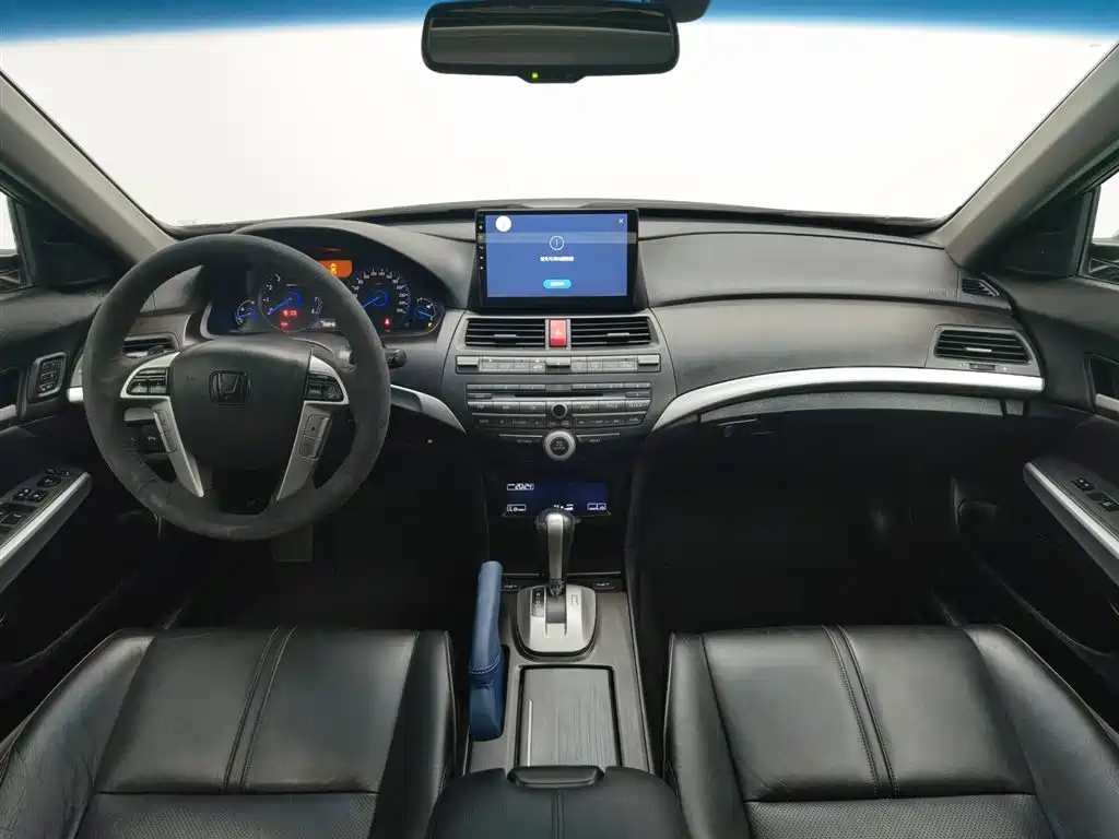 Crosstour 3.5 L Distinguished