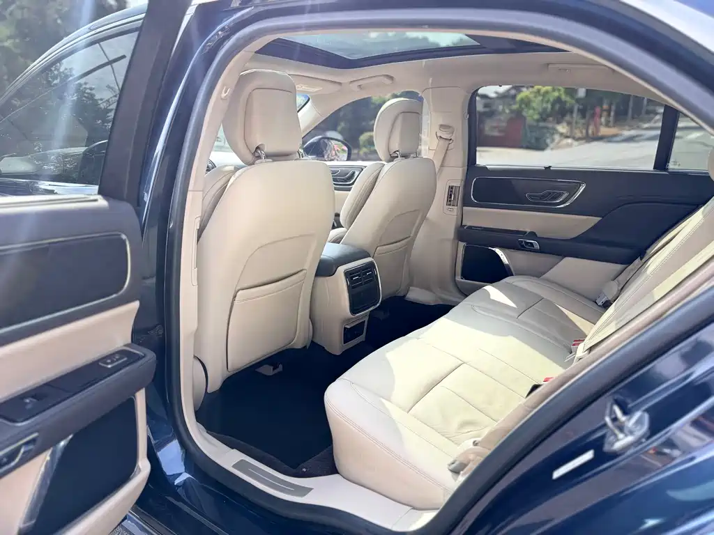 Lincoln Continental 2.0 T 2 WD Graceful