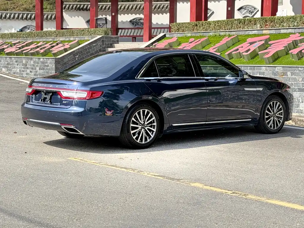Lincoln Continental 2.0 T 2 WD Graceful