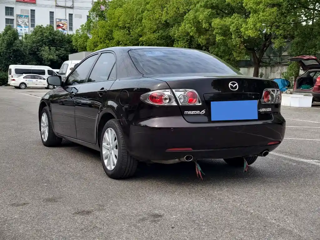 Mazda 6 2.0 L Auto Fashion