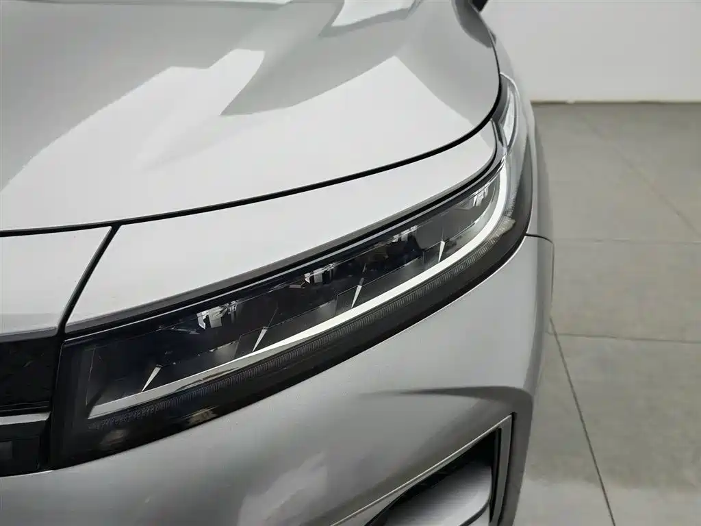 Exeed Zhuifeng Ride the Wave 1.5 T CVT Royal Wind