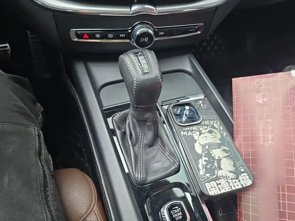 Volvo XC60 T5 4 WD Smart Ease