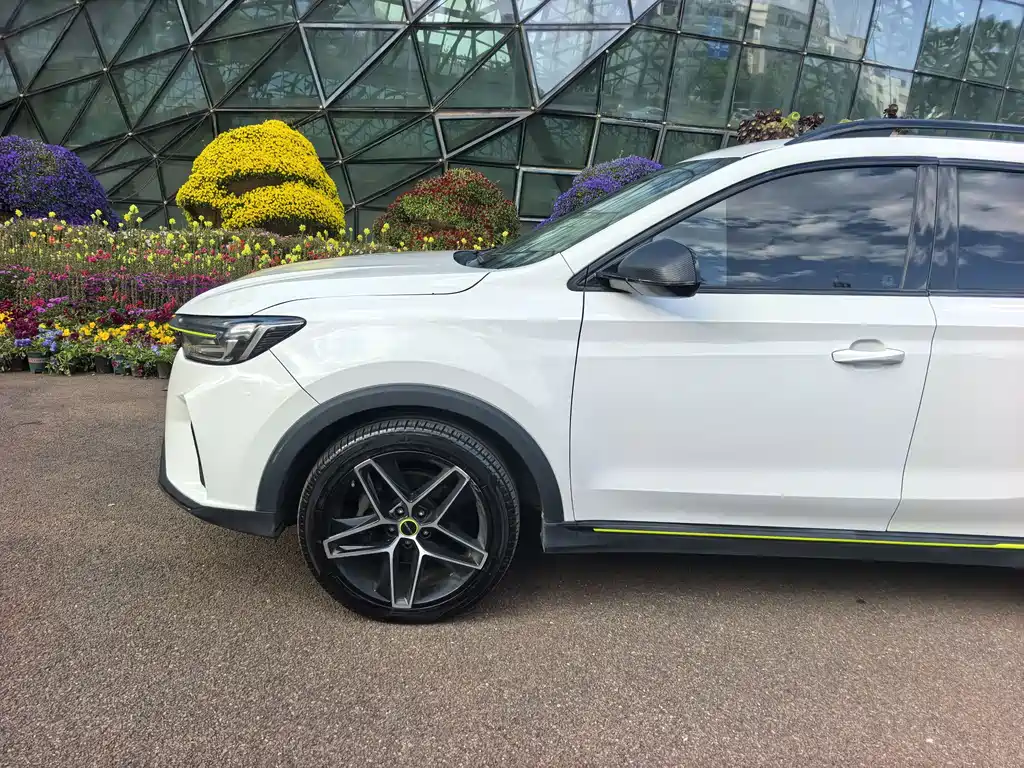 Roewe RX5 PLUS 330 TGI Auto China Style Smart Premium