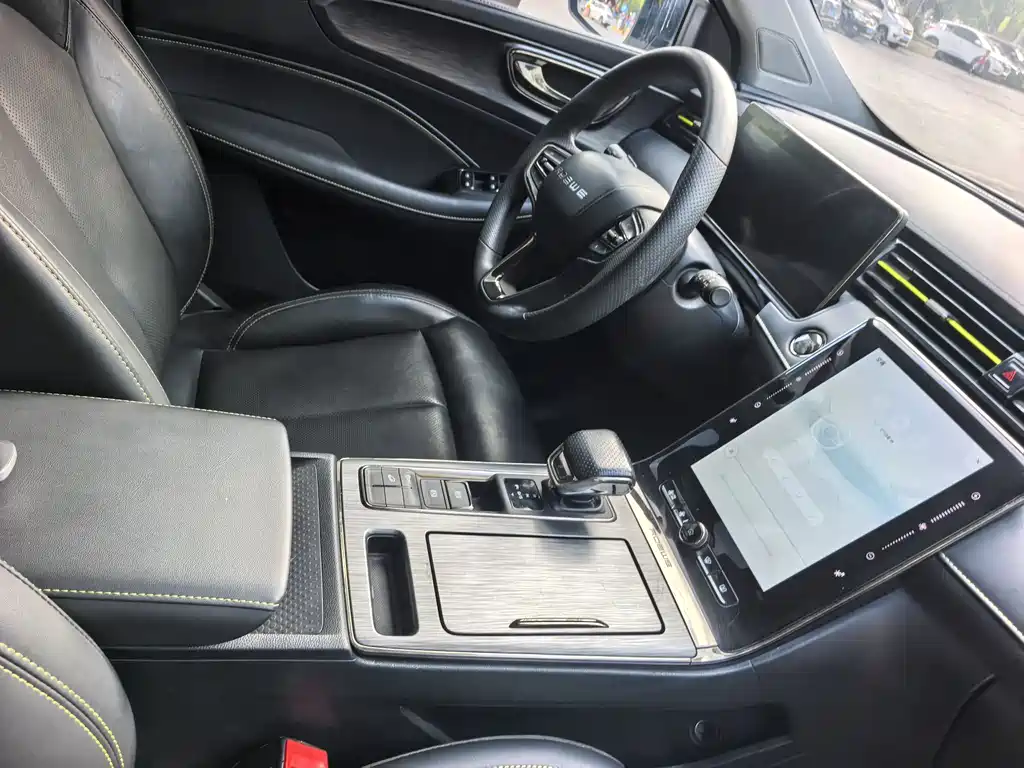 Roewe RX5 PLUS 330 TGI Auto China Style Smart Premium