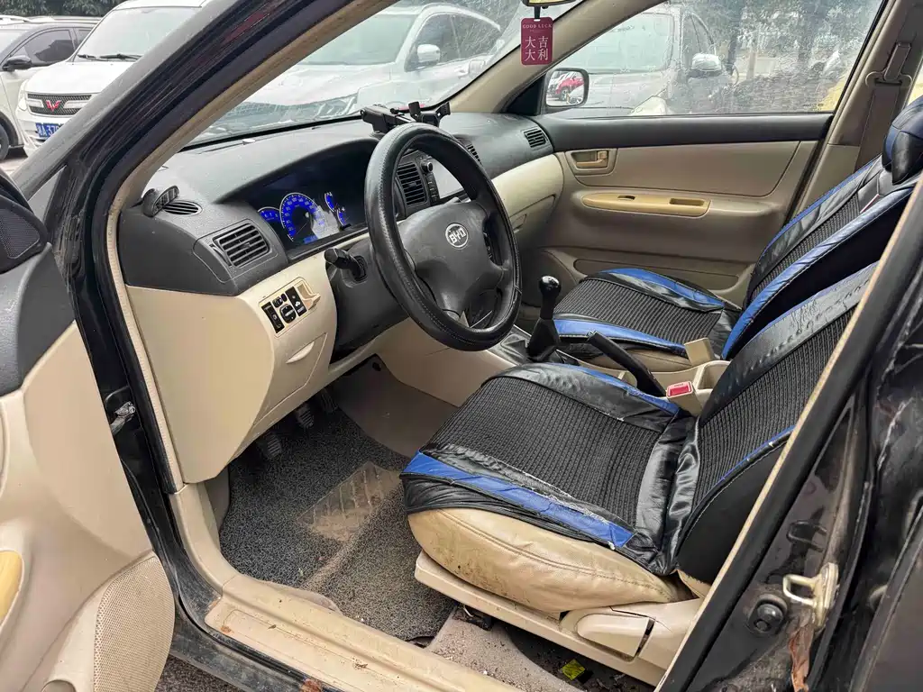 BYD F3 比亚迪F3 2014款 1.5 L 手动豪华型