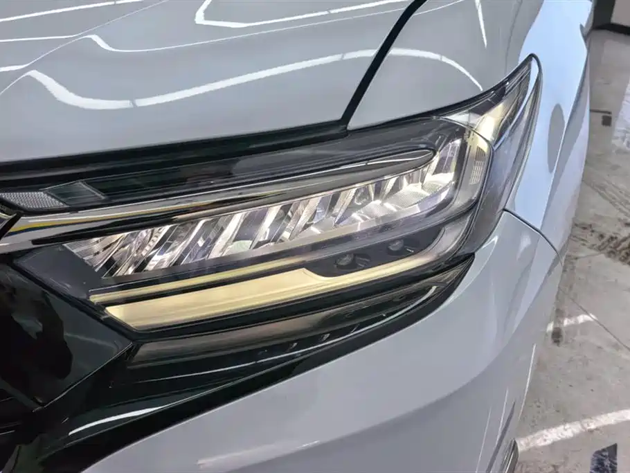 Elysion 2.0 L e:HEV Luxury