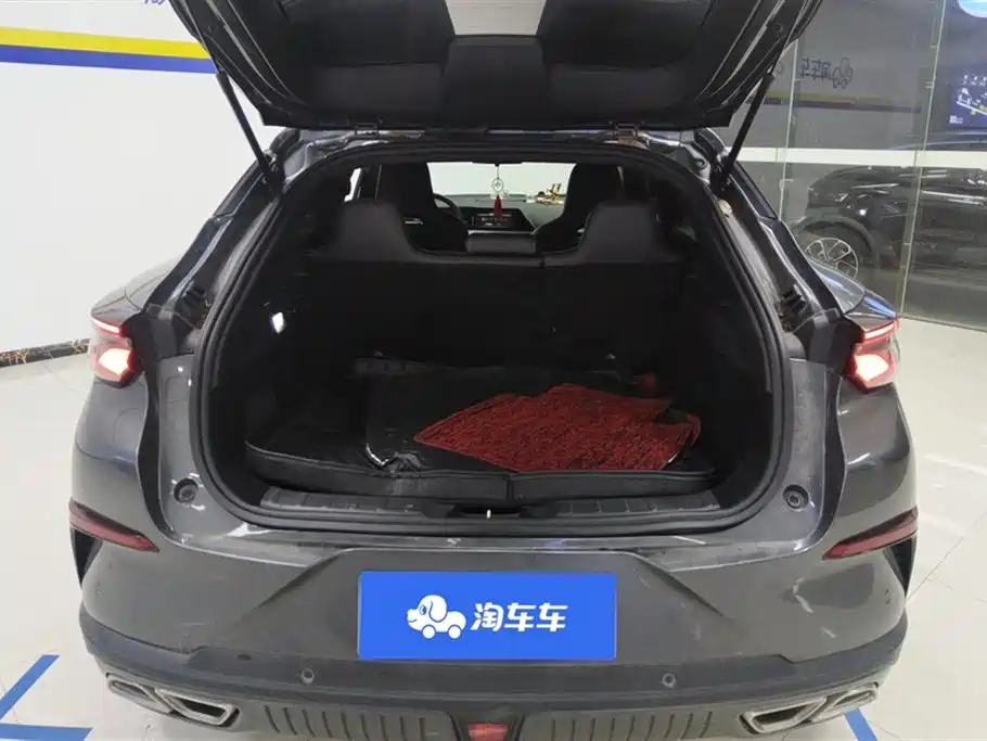 Changan UNI-T 1.5 T Distinguished