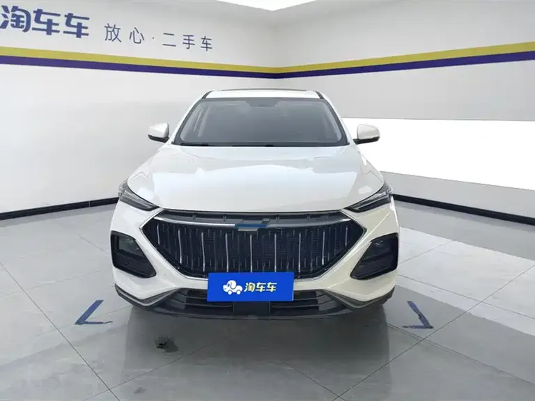 Changan Oshan X5 1.6 L CVT Distinguished