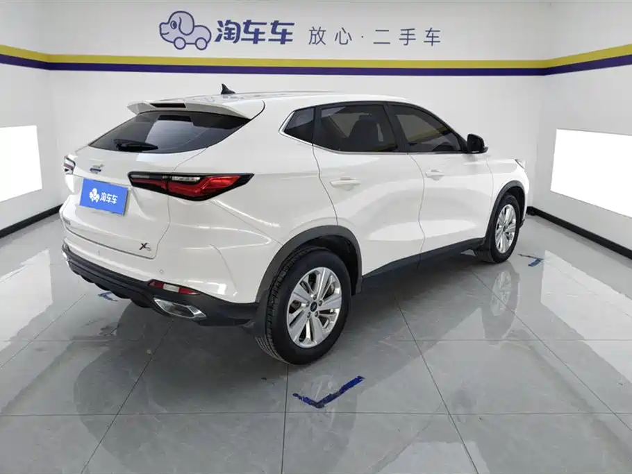 Changan Oshan X5 1.6 L CVT Distinguished