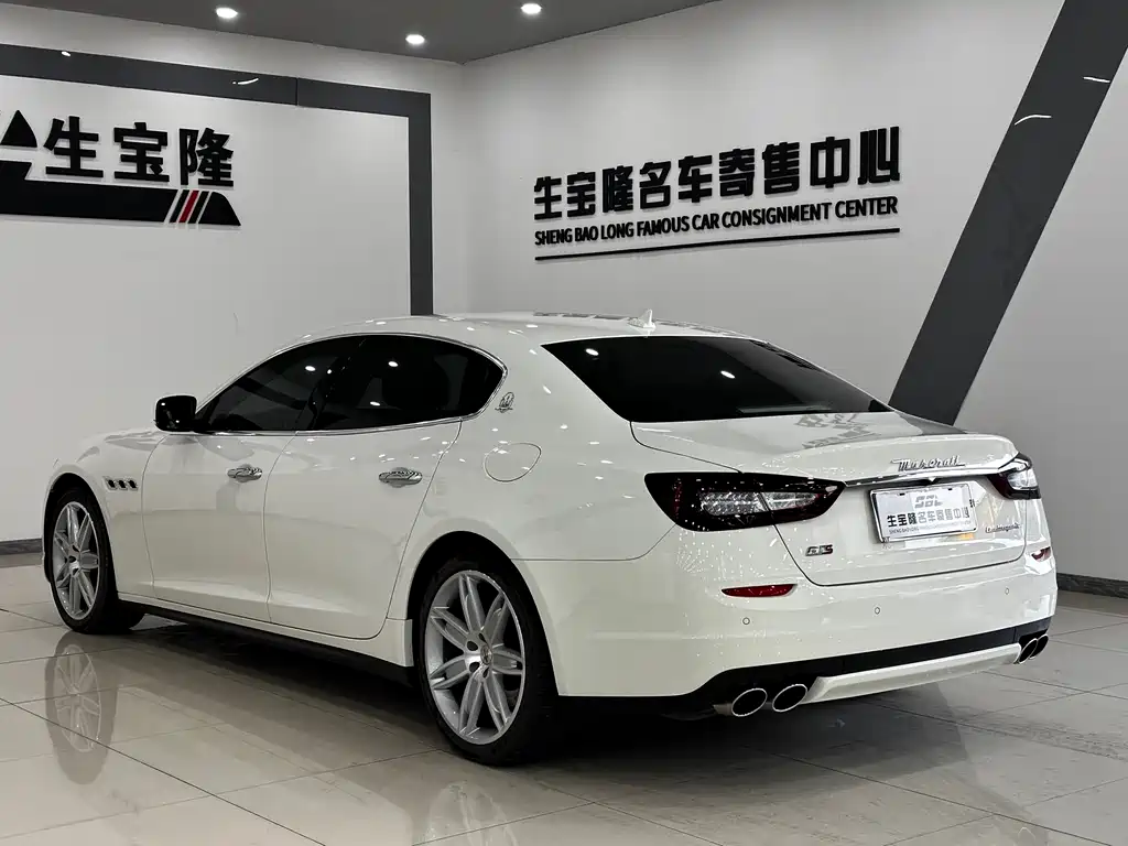 Quattroporte 3.0 T Standard