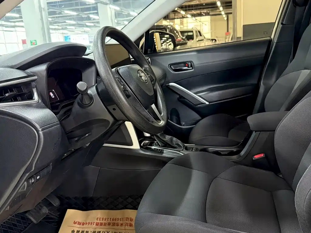 Frontlander 2.0 L CVT Leading