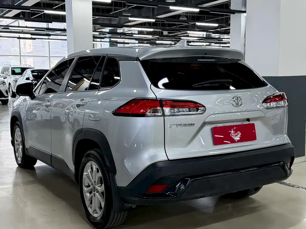 Frontlander 2.0 L CVT Leading