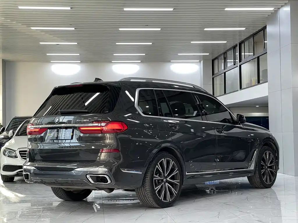 BMW X7 Facelift xDrive40 i Executive M Sport Package