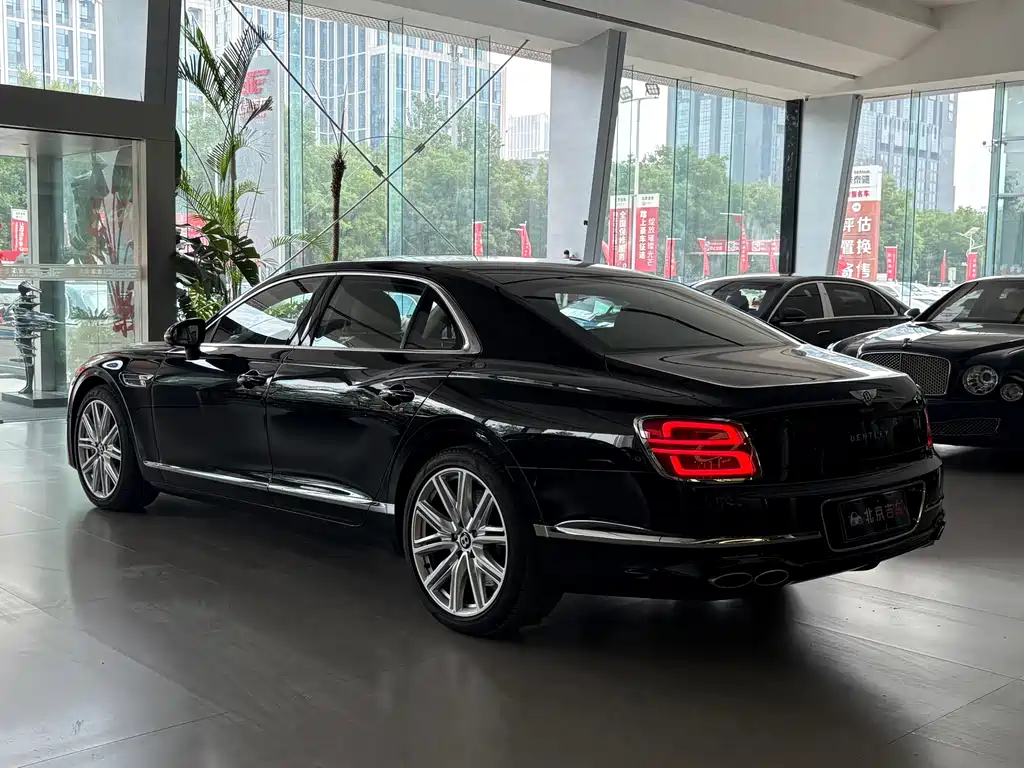Flying Spur 4.0 T V8 Standard