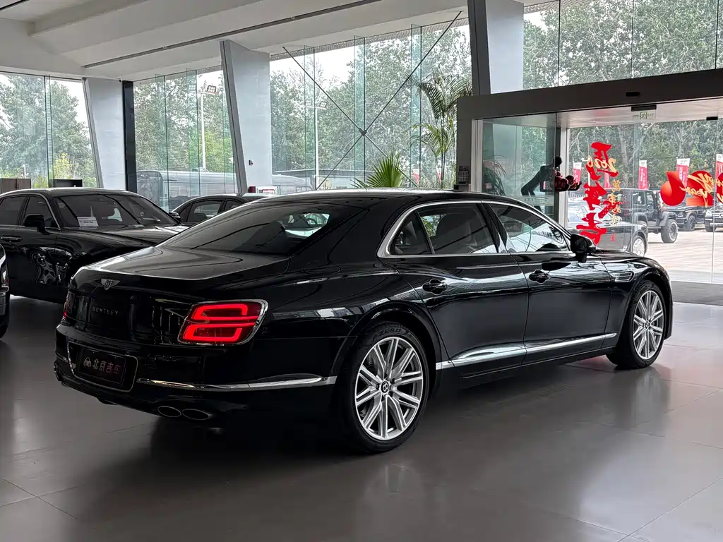 Flying Spur 4.0 T V8 Standard
