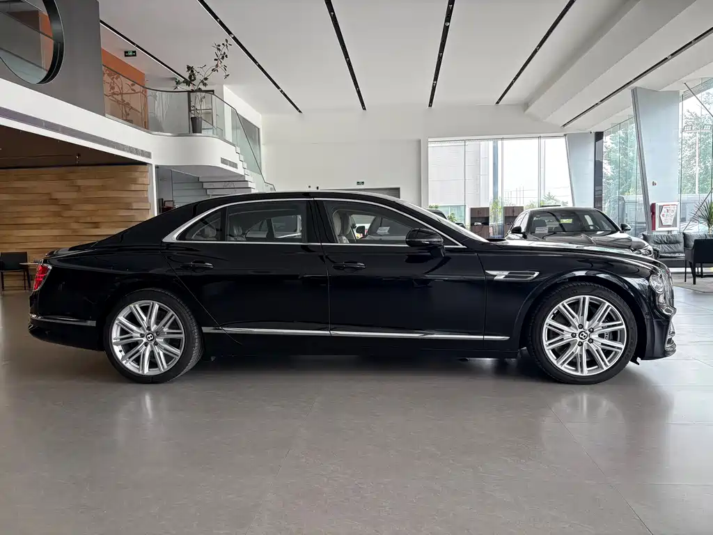 Flying Spur 4.0 T V8 Standard