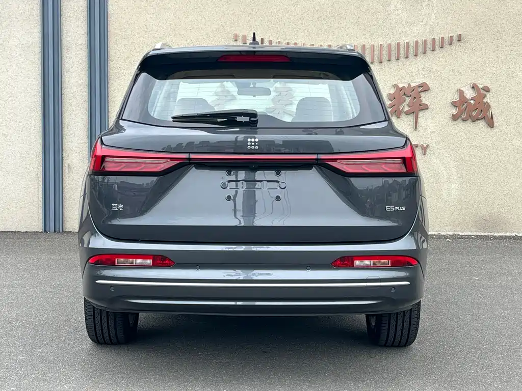 Landian E5 PLUS 蓝电E5 PLUS 2025款 165 km 长续航先享版 7座