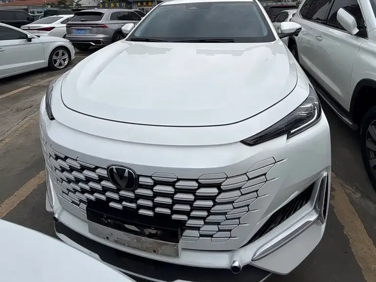 Changan UNI-K 2.0 T 2 WD Joy Style