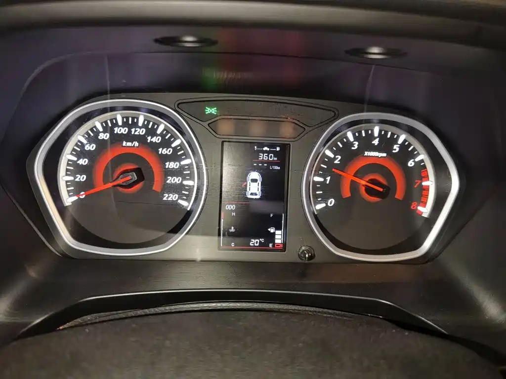 Soueast DX3 东南DX3 2018款 1.5 L 手动旗舰型