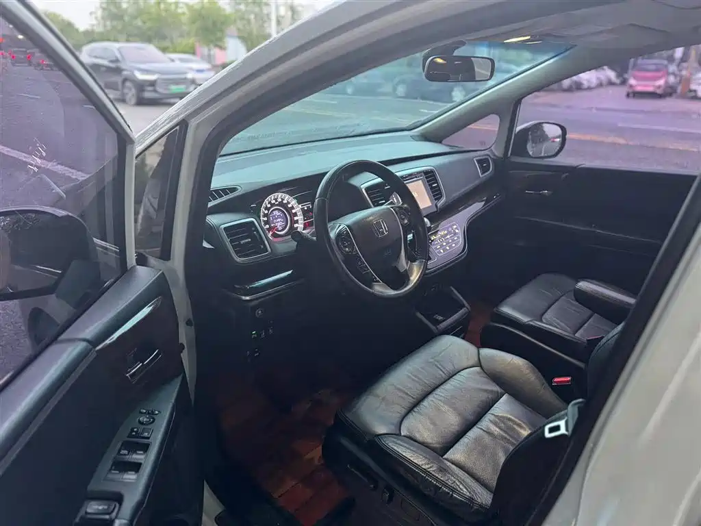 Odyssey 2.4 L Smart Enjoyment