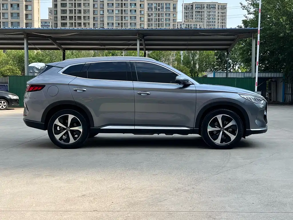Song PLUS NEV DM-i 110 KM Flagship