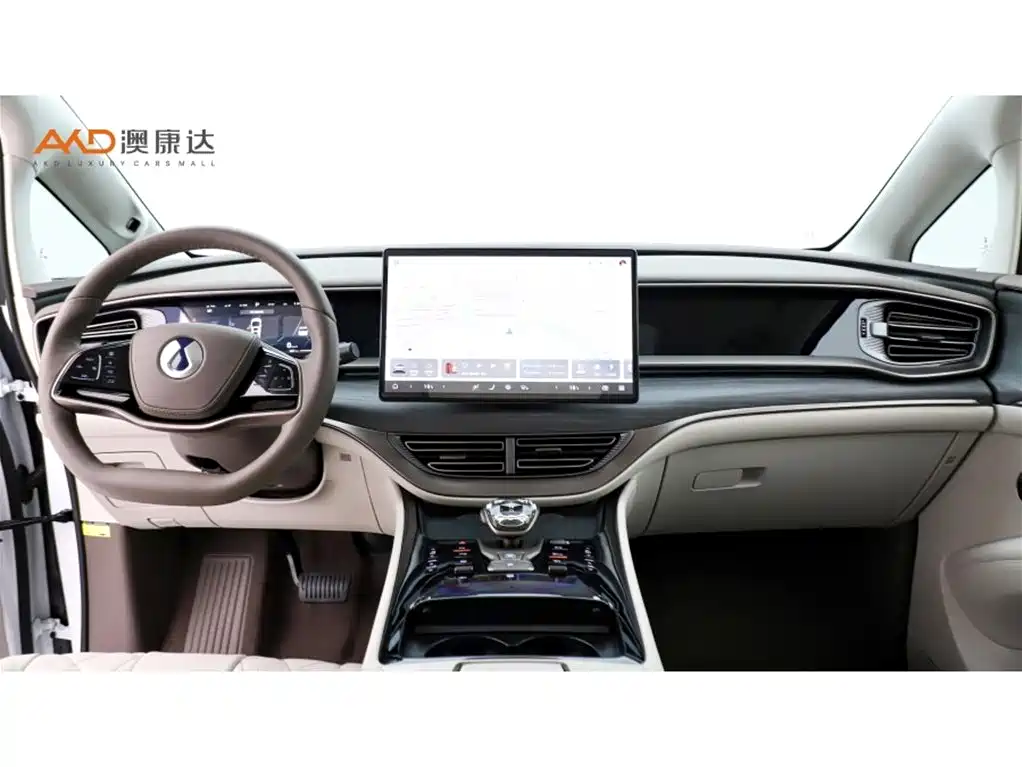 Denza D9 腾势D9/1.5 T/22款/DM-i 970 四驱旗舰型