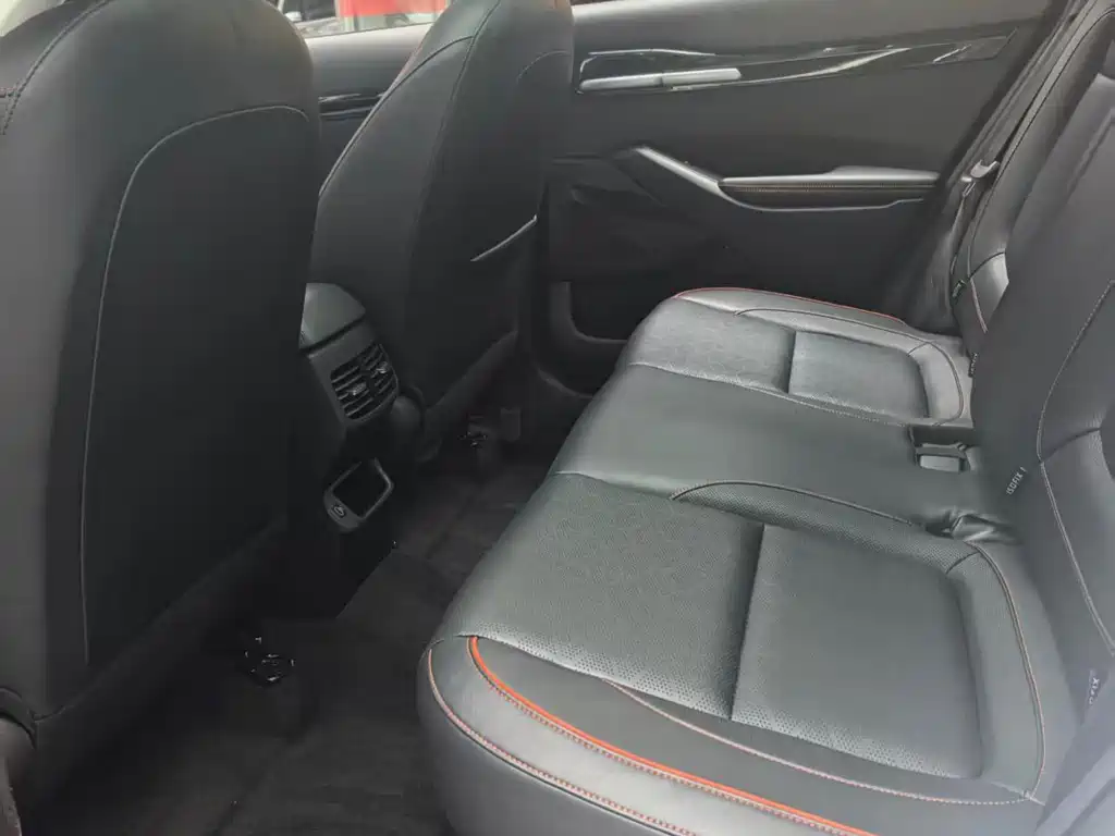 Seltos 1.5 L CVT Luxury