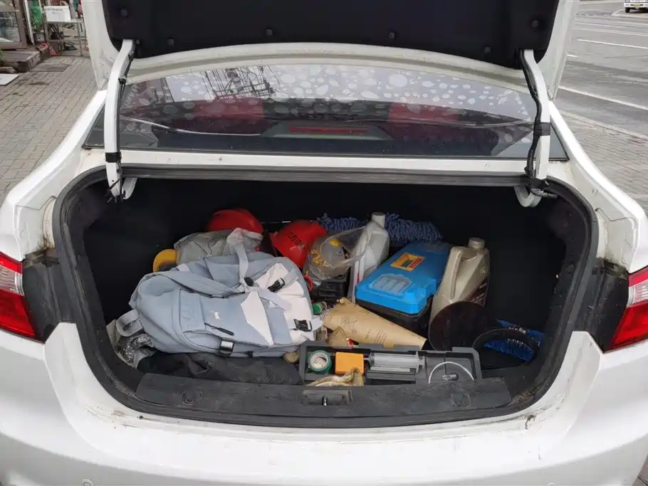 Yuexiang V7 1.6 L Manual Pleasure CN-V