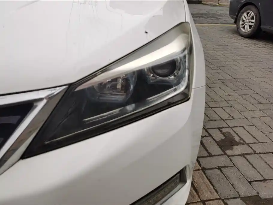 Yuexiang V7 1.6 L Manual Pleasure CN-V
