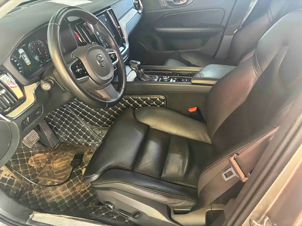 Volvo S60 T4 Smart Vision Luxury