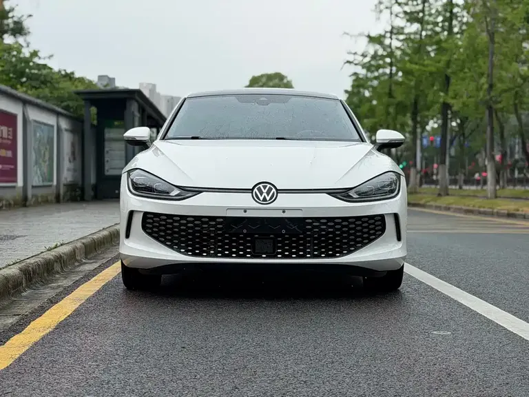 Volkswagen Lamando Lamando L 280 TSI DSG Spicy Cool