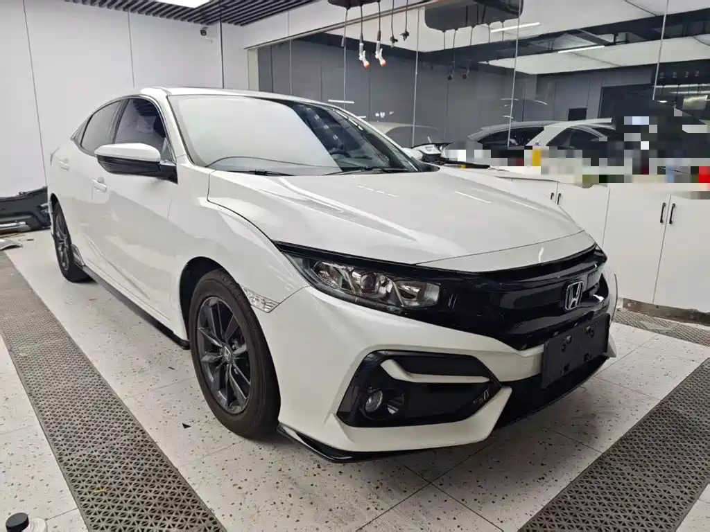 Civic HATCHBACK 220 TURBO CVT New Sharp Control