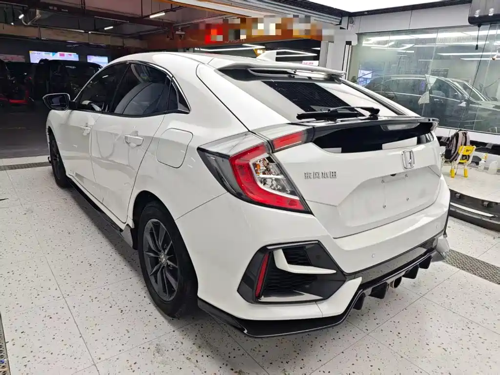 Civic HATCHBACK 220 TURBO CVT New Sharp Control