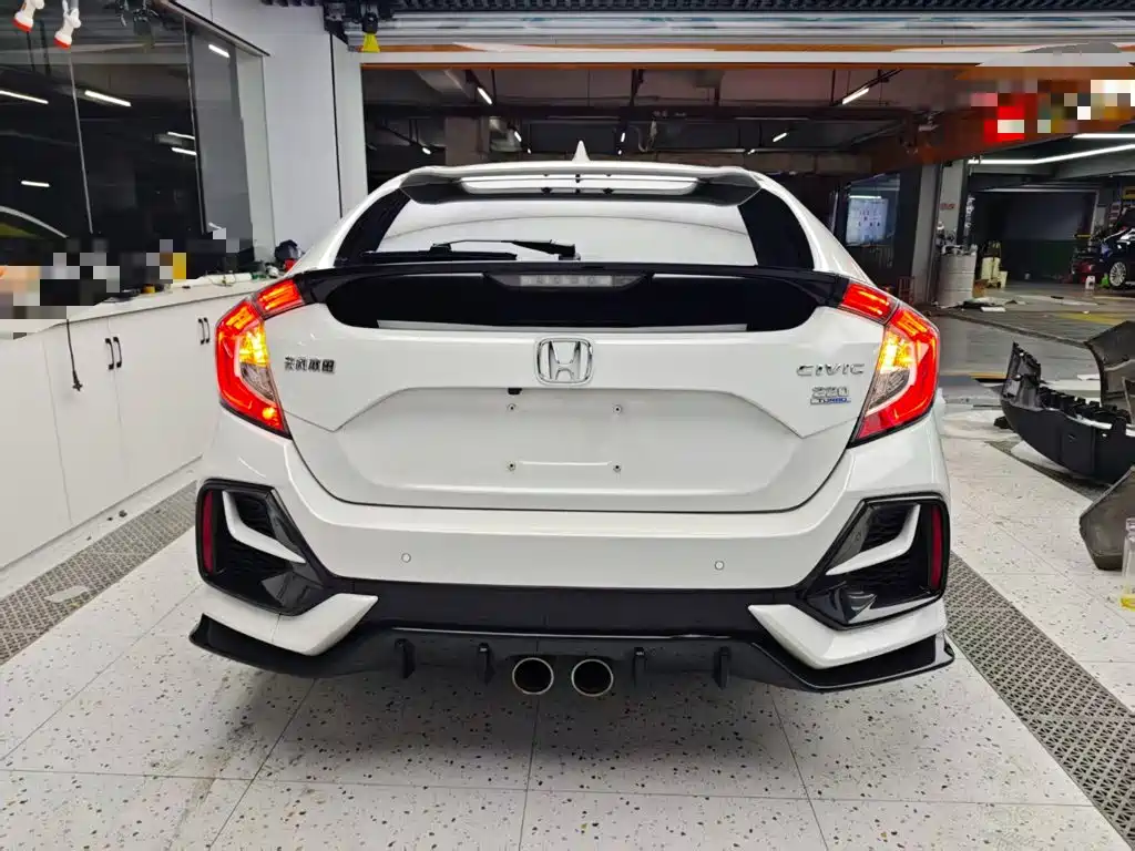 Civic HATCHBACK 220 TURBO CVT New Sharp Control