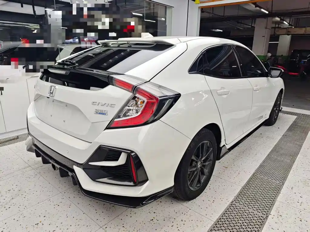 Civic HATCHBACK 220 TURBO CVT New Sharp Control