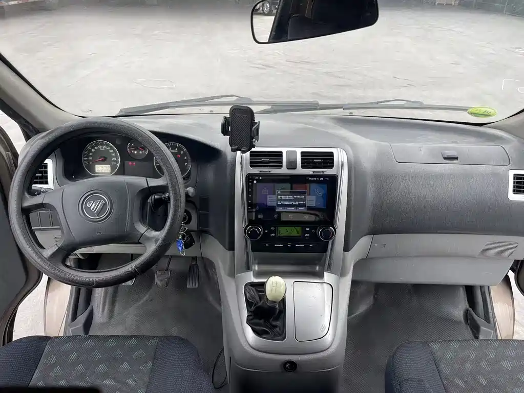 Fengjing G5 风景G5 2020款 2.0 L长轴平顶6座多用途乘用车1 TZS
