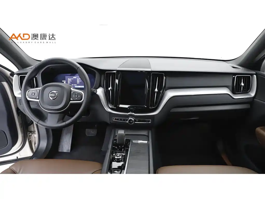 Volvo XC60 沃尔沃XC60/2.0 T/25款/B5 四驱智逸豪华版