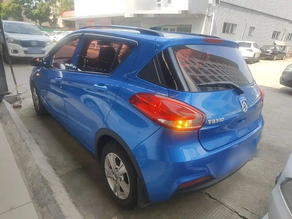 Baojun 310 1.2 L Manual Fashion