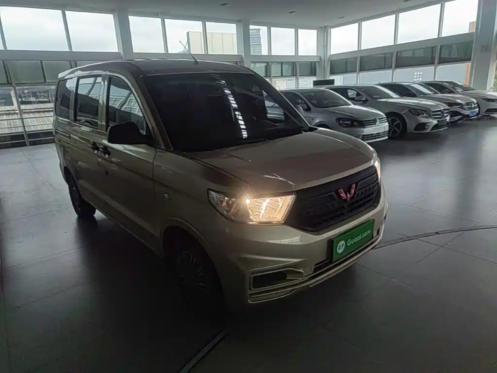 Wuling Hongguang V 1.5 L Power Take Electric Assist LAR