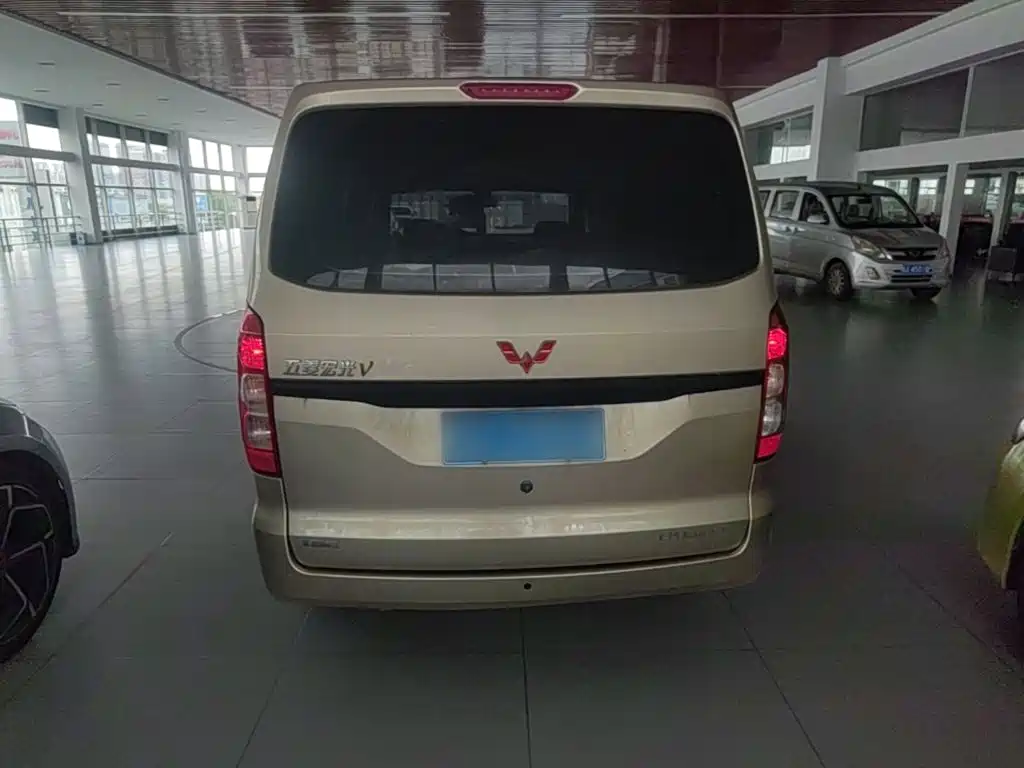 Wuling Hongguang V 1.5 L Power Take Electric Assist LAR