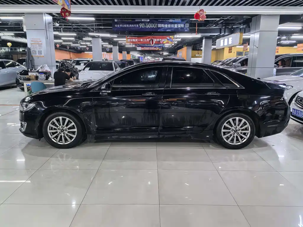 Lincoln MKZ 2.0 T Premium