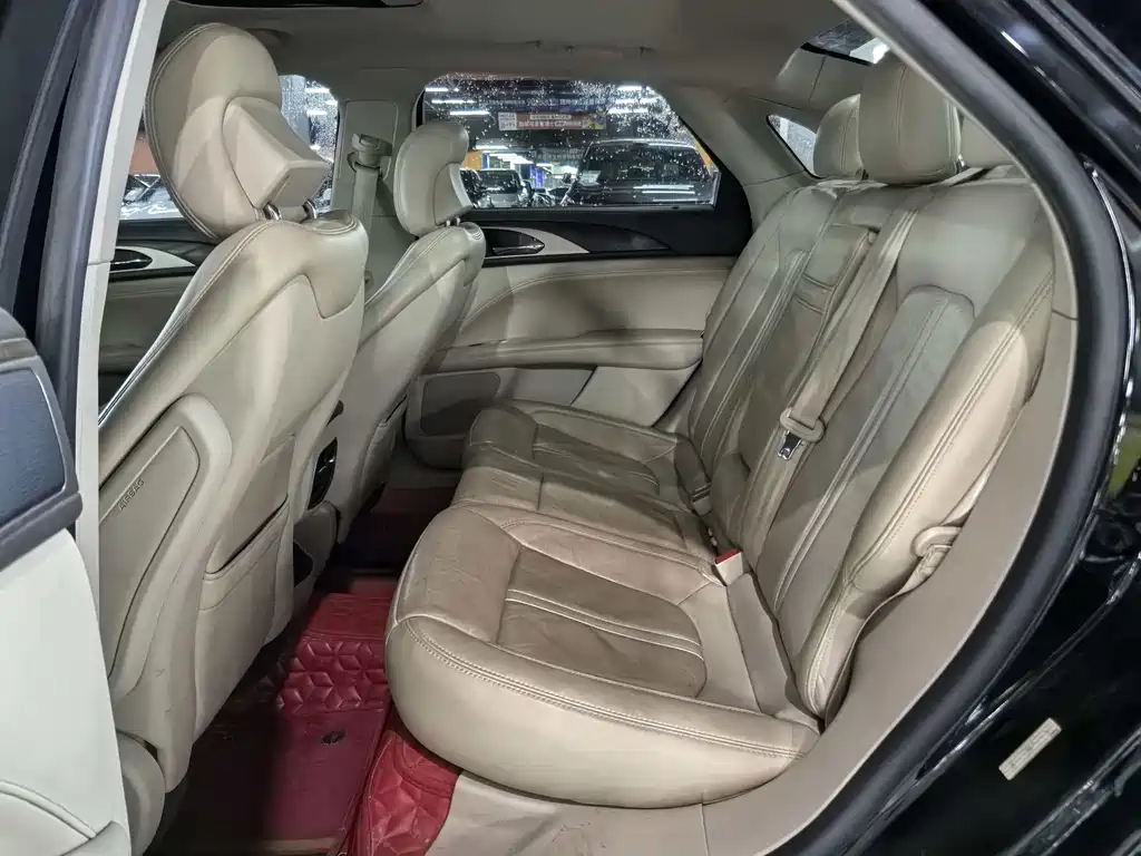 Lincoln MKZ 2.0 T Premium