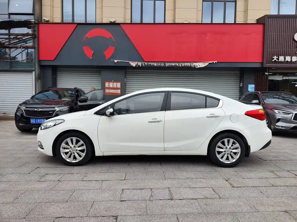 Kia K3 1.6 L Auto GLS